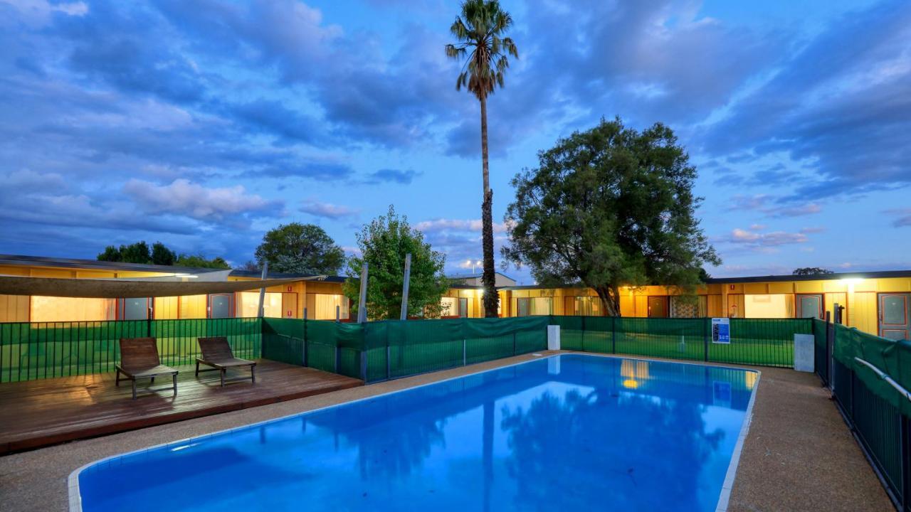 Cootamundra Gardens Motel Exterior foto